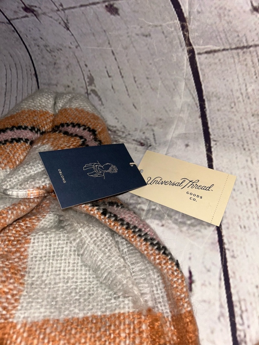 NWT Universal Thread Scarf - Picture 3 of 3